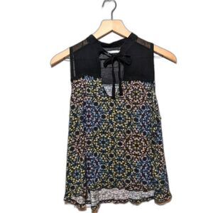 Kimchi Blue sleeveless top with tie‎ neck sheer shoulders floral pattern sz S
